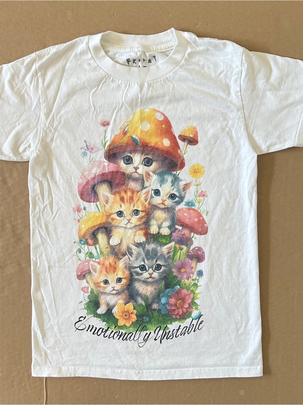 Hot Topic Friday JR Cats Emotionally Unstable T-Shirt XS Fairycore Mushrooms Alt